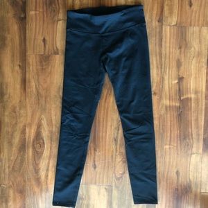 Black Fabletics Leggings